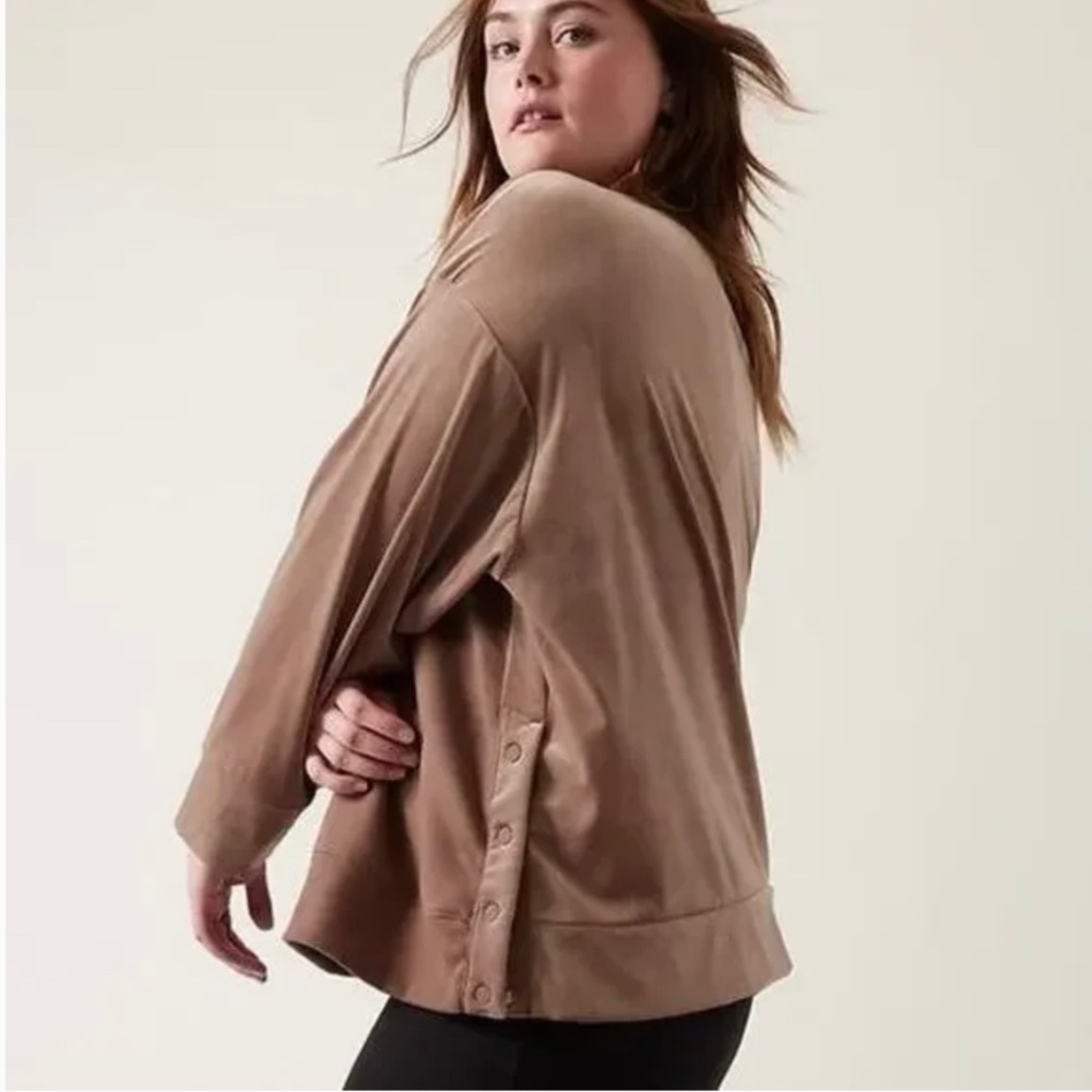 ATHLETA Retroplush Velvet Crewneck Sweatshirt Taupe SZ L